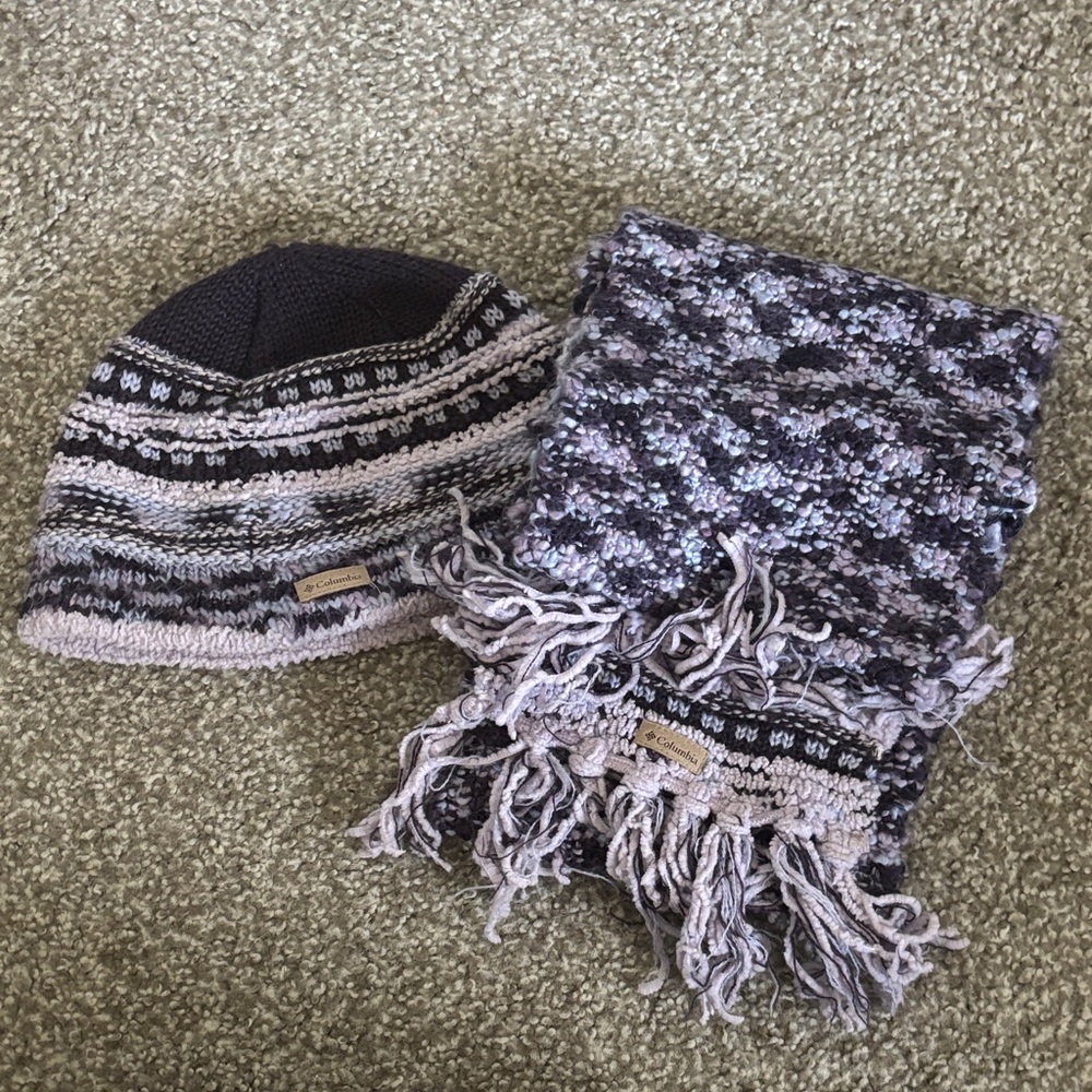 Columbia Hat and Scarf Set